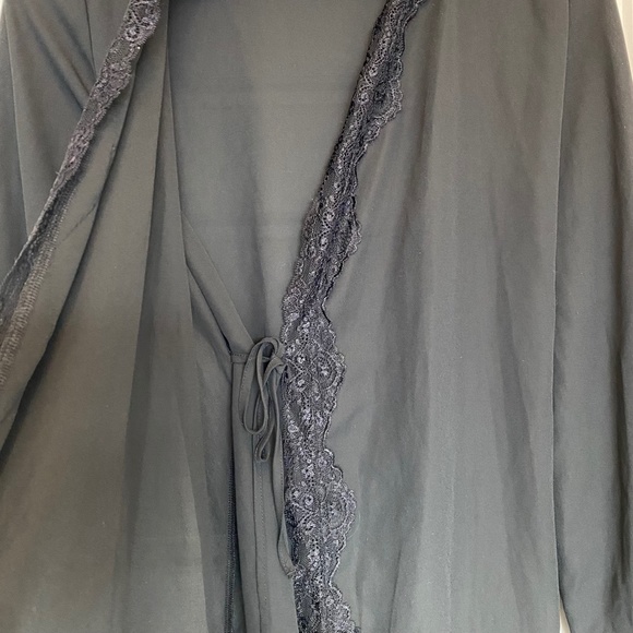 La Vie en Rose Lace Trim Kimono - Picture 6 of 9